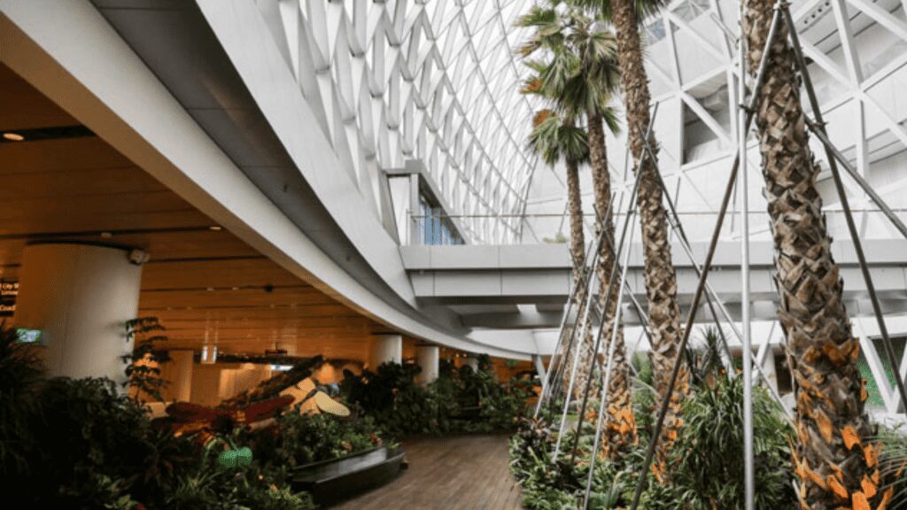 Terminal-1-arrival-garden